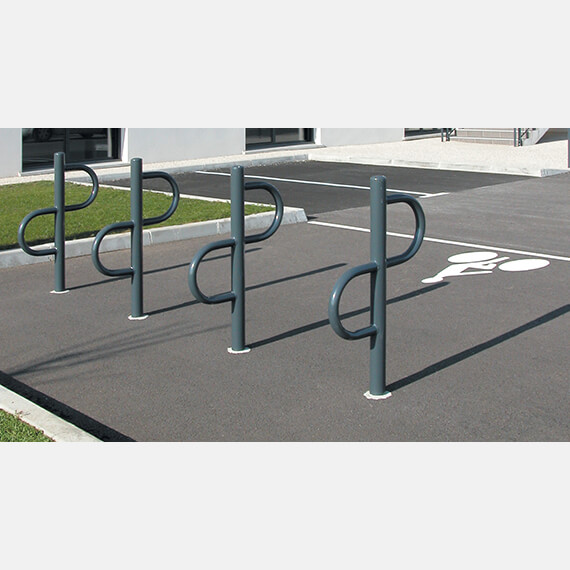 SUPPORT VÉLO FORME "S" SUR POTEAU TÊTE BOMBÉE HAUT. 122 CM (VERT RAL 6005)